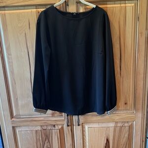 Stella & Dot Black Long-Sleeve Crewneck Blouse